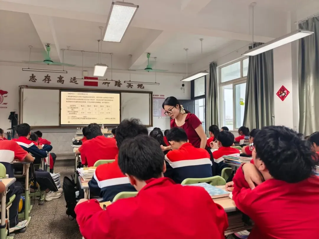 HE院·教研 | 研思并进备中考 聚力赋能新征程——吴兴海名教师工作坊第七次研修活动-第3张图片-四季读书网