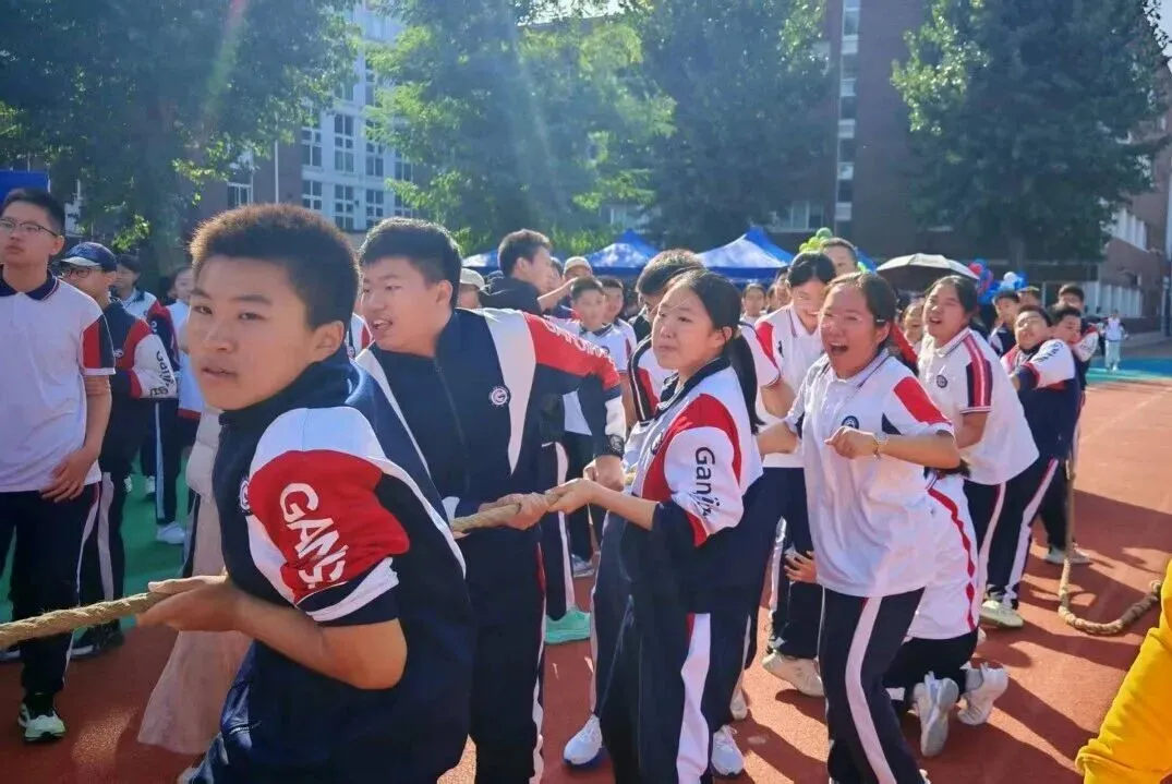 初二年级运动会掠影-第57张图片-四季读书网