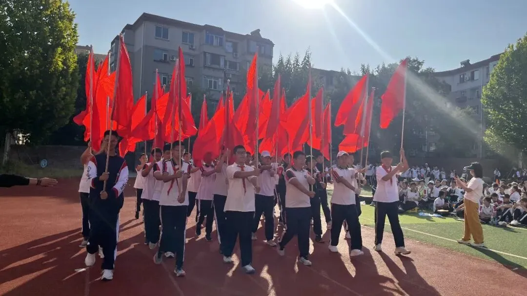 初一年级运动会掠影-第53张图片-四季读书网