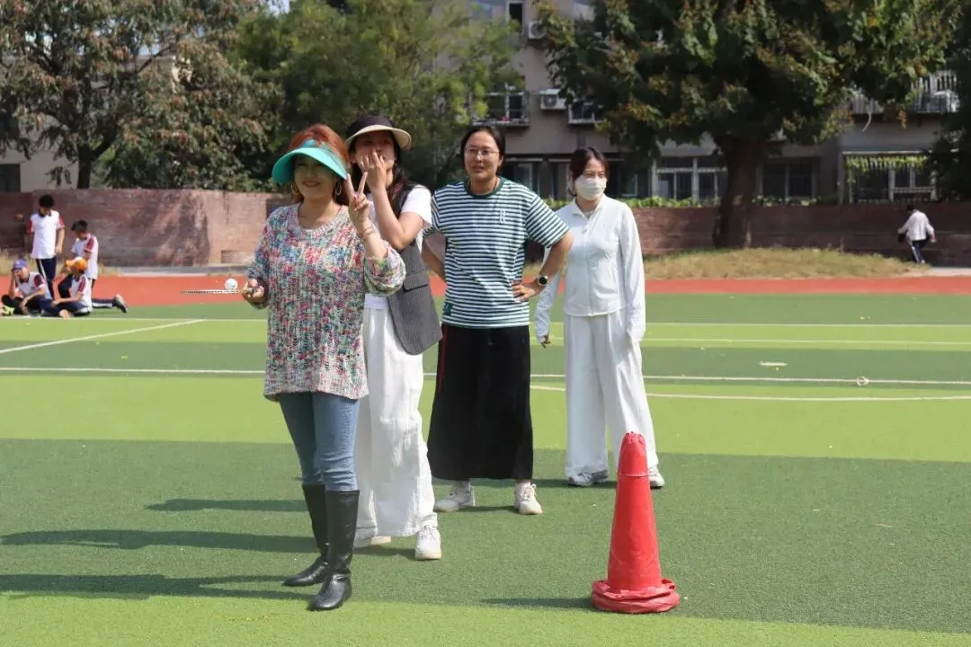 初一年级运动会掠影-第109张图片-四季读书网
