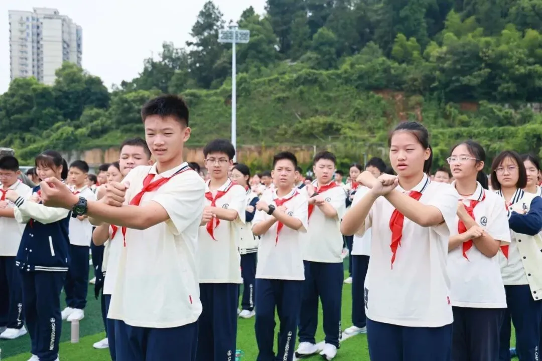 在立信,听见拔节的声音|初2026级初一入学教育日记范文集-第13张图片-四季读书网