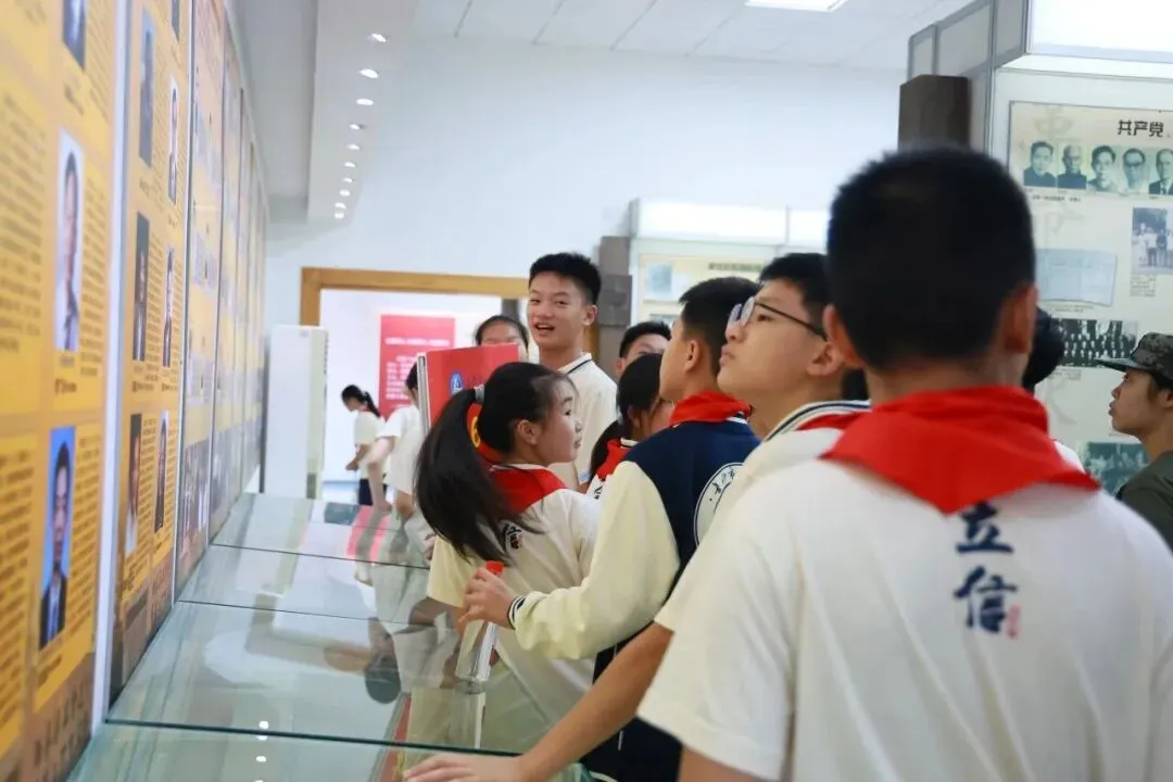 在立信,听见拔节的声音|初2026级初一入学教育日记范文集-第18张图片-四季读书网