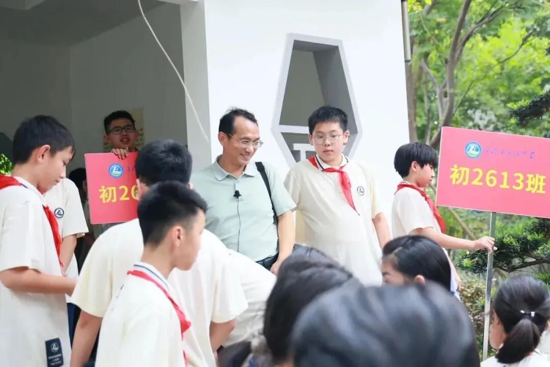 在立信,听见拔节的声音|初2026级初一入学教育日记范文集-第21张图片-四季读书网