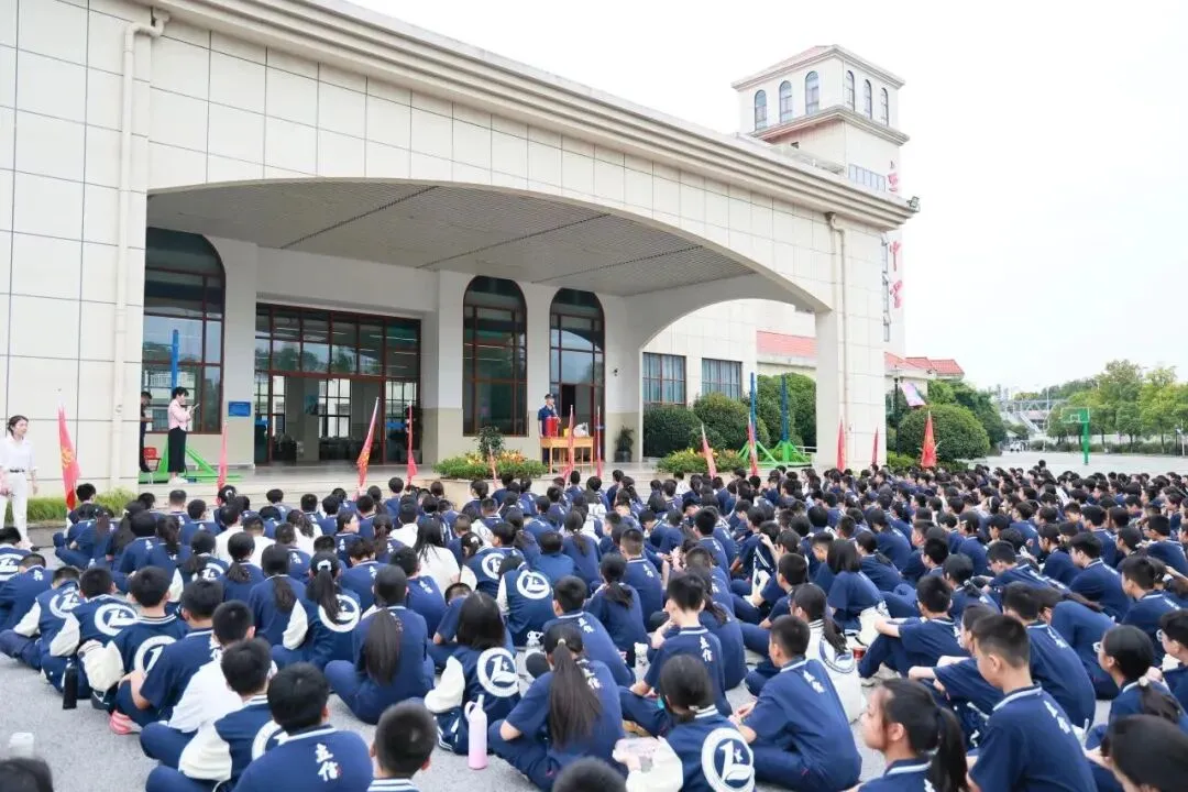 在立信,听见拔节的声音|初2026级初一入学教育日记范文集-第23张图片-四季读书网