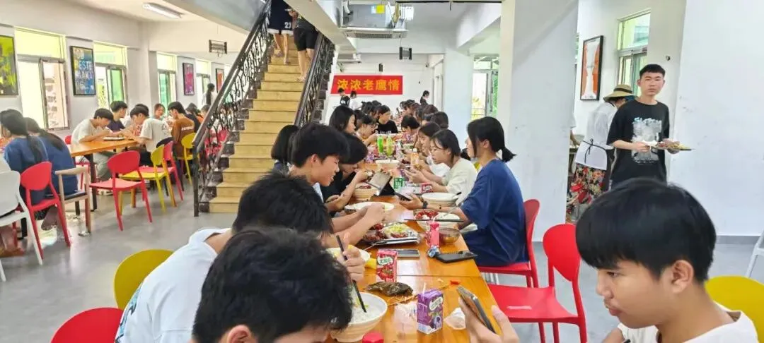 以笔为剑,蓄力前行|老鹰海南第一次模拟考表彰大会-第63张图片-四季读书网 以笔为剑,蓄力前行|老鹰海南第一次模拟考表彰大会-第63张图片-四季读书网