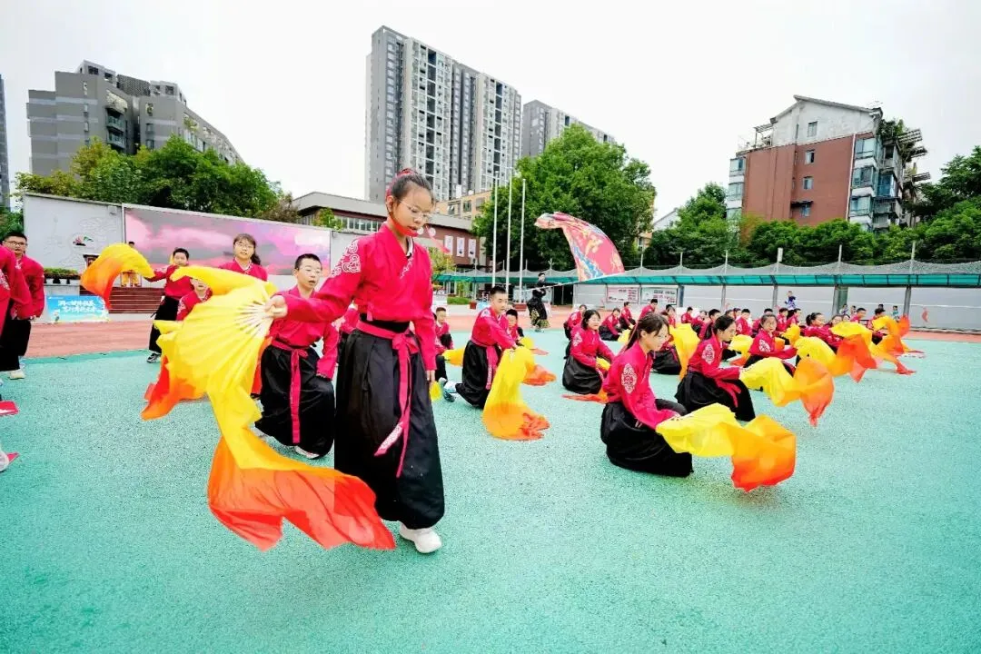 左牵黄,右擎苍——初一27班的运动会-第5张图片-四季读书网 左牵黄,右擎苍——初一27班的运动会-第5张图片-四季读书网