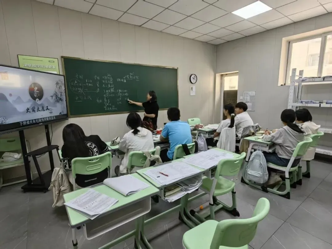 2027石家庄中考全年班正式启航---第6周精彩瞬间-第17张图片-四季读书网 2027石家庄中考全年班正式启航---第6周精彩瞬间-第17张图片-四季读书网