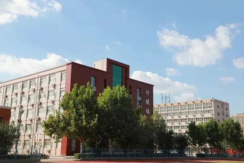 中考指南 | 2027届石家庄精英中学学校介绍-第4张图片-四季读书网 中考指南 | 2027届石家庄精英中学学校介绍-第4张图片-四季读书网