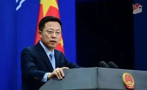 早新闻丨初三女生在校昏倒,急救途中被送殡仪馆!官方回应…-第11张图片-四季读书网