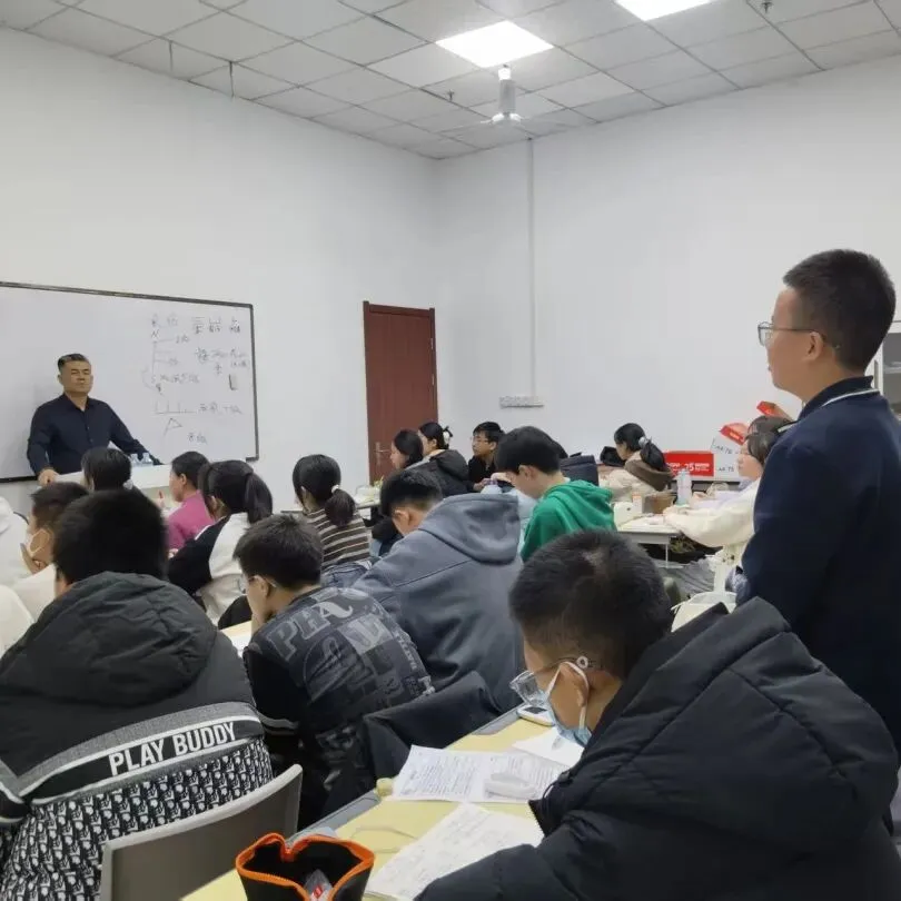 决战中考政史 寒假冲刺营-第42张图片-四季读书网 决战中考政史 寒假冲刺营-第42张图片-四季读书网