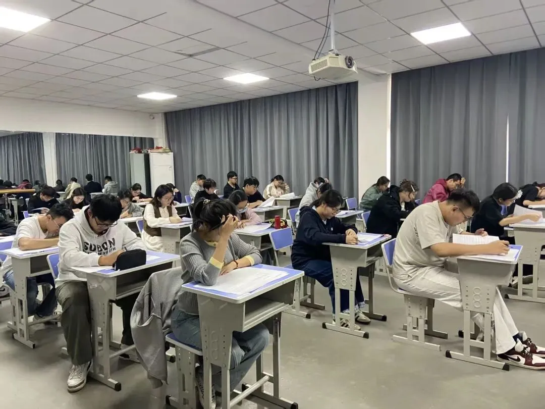 新疆|中考|高考,冲刺小班-第2张图片-四季读书网