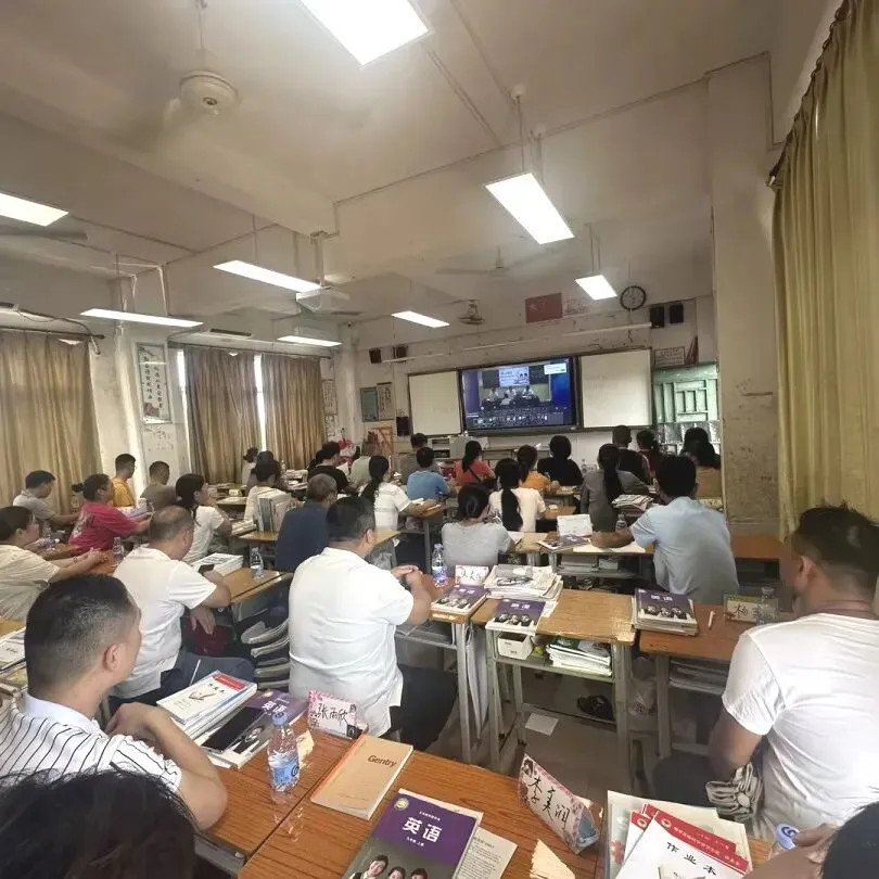 家校同心备中考,携手筑梦启征程——博罗县杨村中学召开2026年秋季学期九年级家长会-第16张图片-四季读书网