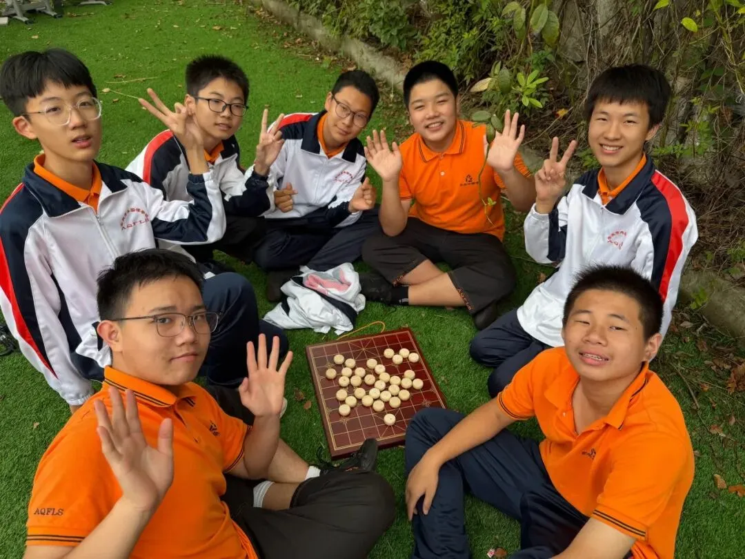 秋日赛场少年显锋芒 | 初三8班校运会全记录-第36张图片-四季读书网 秋日赛场少年显锋芒 | 初三8班校运会全记录-第36张图片-四季读书网