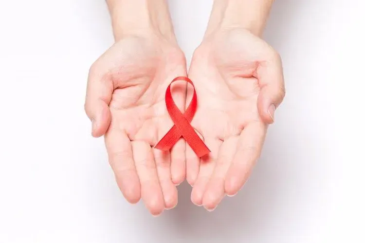 18岁男生高考后艾滋阳性:用生命发生的关系,一次就足以毁掉你-第7张图片-四季读书网 18岁男生高考后艾滋阳性:用生命发生的关系,一次就足以毁掉你-第7张图片-四季读书网