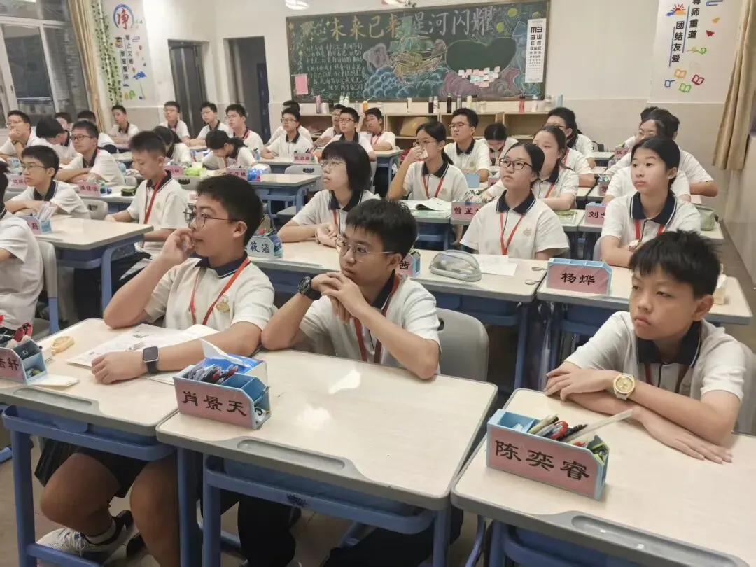 初二儿子问我:爱国与敬岗哪个重要?-第2张图片-四季读书网 初二儿子问我:爱国与敬岗哪个重要?-第2张图片-四季读书网