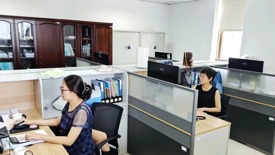 高考582分被安财录取,女孩选择复读,把家长急哭发文求助:怎么办--第3张图片-四季读书网 高考582分被安财录取,女孩选择复读,把家长急哭发文求助:怎么办--第3张图片-四季读书网