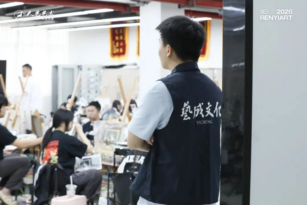 以模考为鉴,蓄力冲刺 | 2027届人艺学子二模考试纪实!-第11张图片-四季读书网 以模考为鉴,蓄力冲刺 | 2027届人艺学子二模考试纪实!-第11张图片-四季读书网