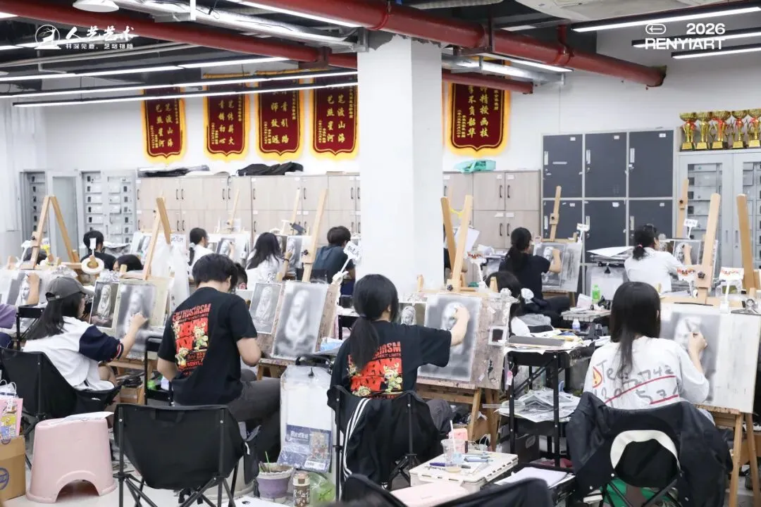 以模考为鉴,蓄力冲刺 | 2027届人艺学子二模考试纪实!-第18张图片-四季读书网 以模考为鉴,蓄力冲刺 | 2027届人艺学子二模考试纪实!-第18张图片-四季读书网