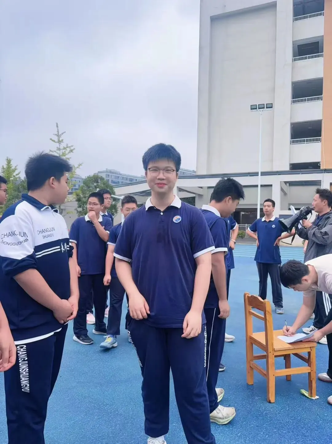 青春正飞扬,家校共成长——郡谷体育节暨初三亲子家长会活动纪实-第40张图片-四季读书网 青春正飞扬,家校共成长——郡谷体育节暨初三亲子家长会活动纪实-第40张图片-四季读书网