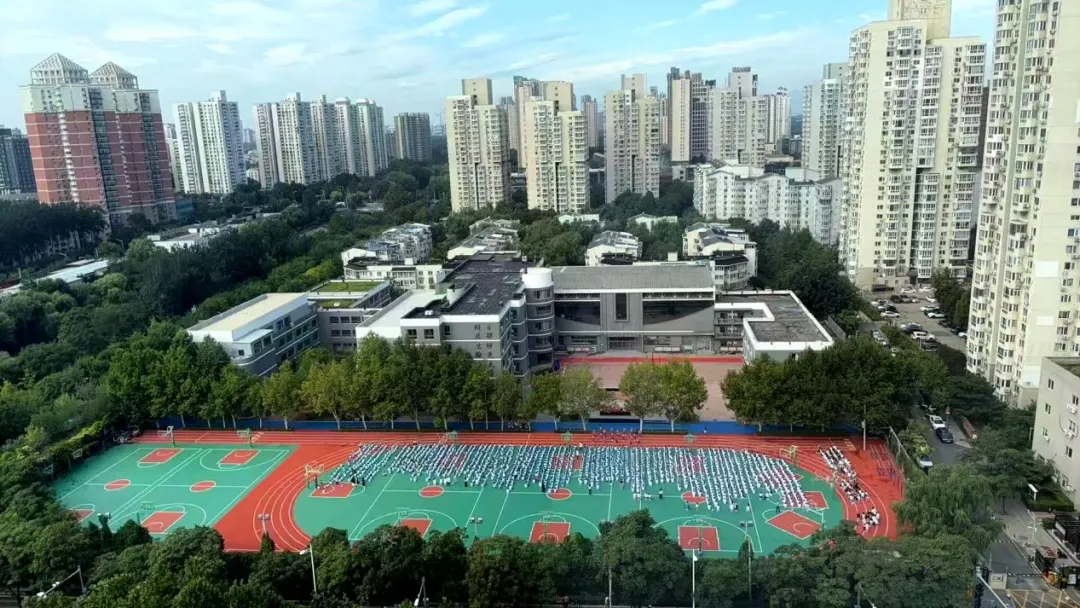 首师附实验2026中考再创佳绩!-第1张图片-四季读书网