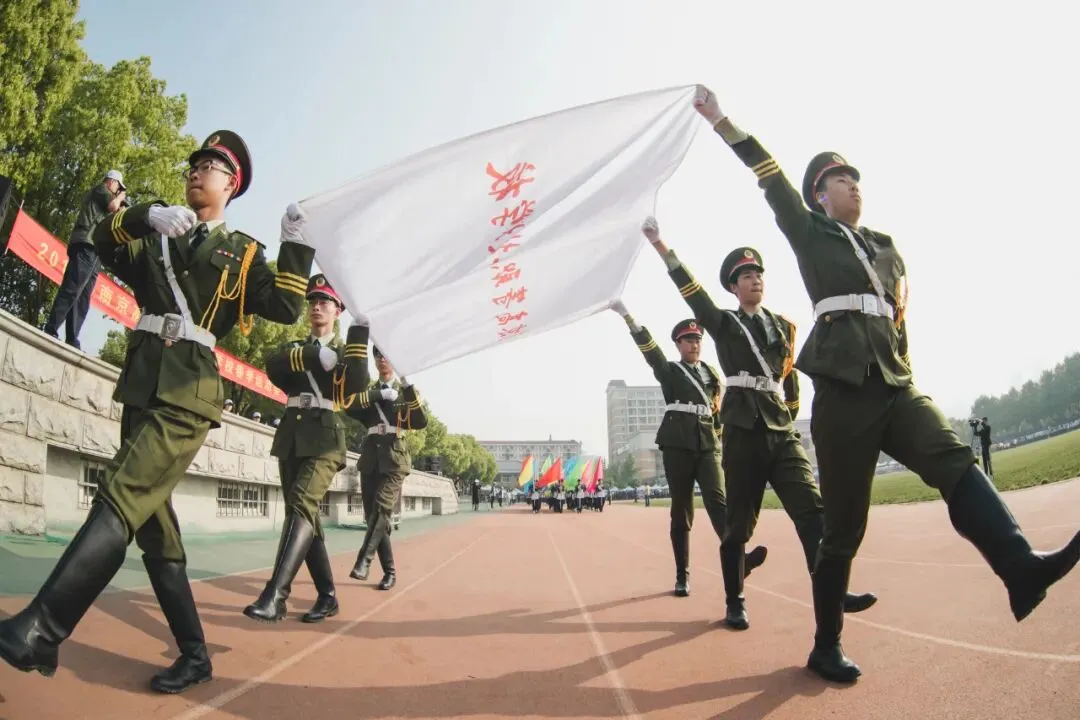 《南京广播电视台》中考分数公布后,志愿填报不亚于“第二场大考”!-第17张图片-四季读书网