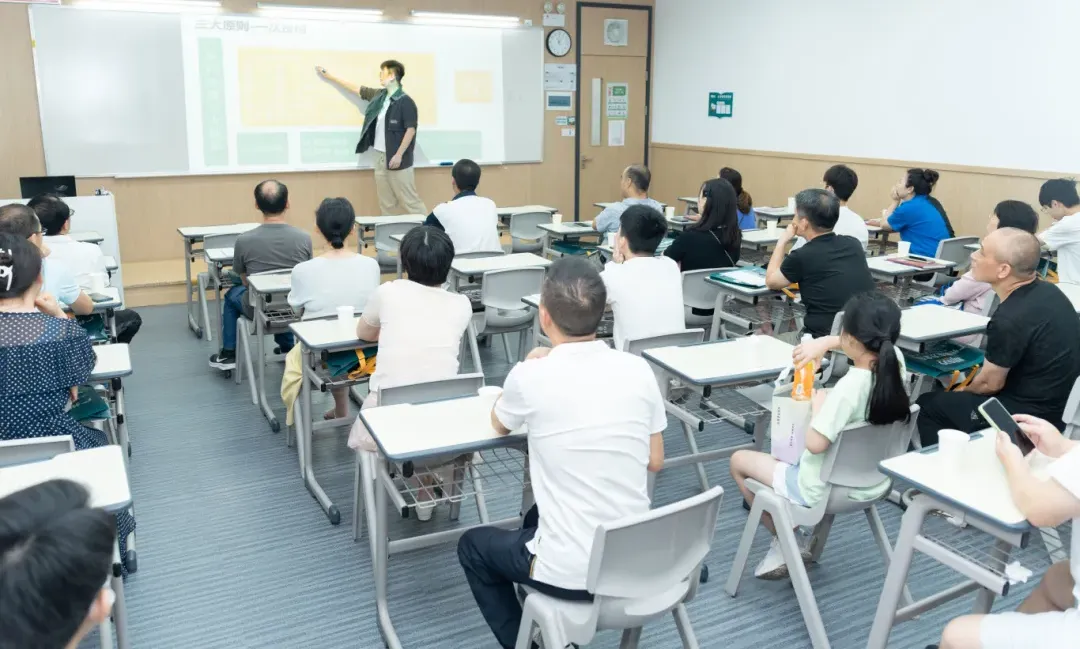 杭州中考冲刺|锐思初三全日制针对性辅导,补齐短板冲中考-第10张图片-四季读书网 杭州中考冲刺|锐思初三全日制针对性辅导,补齐短板冲中考-第10张图片-四季读书网