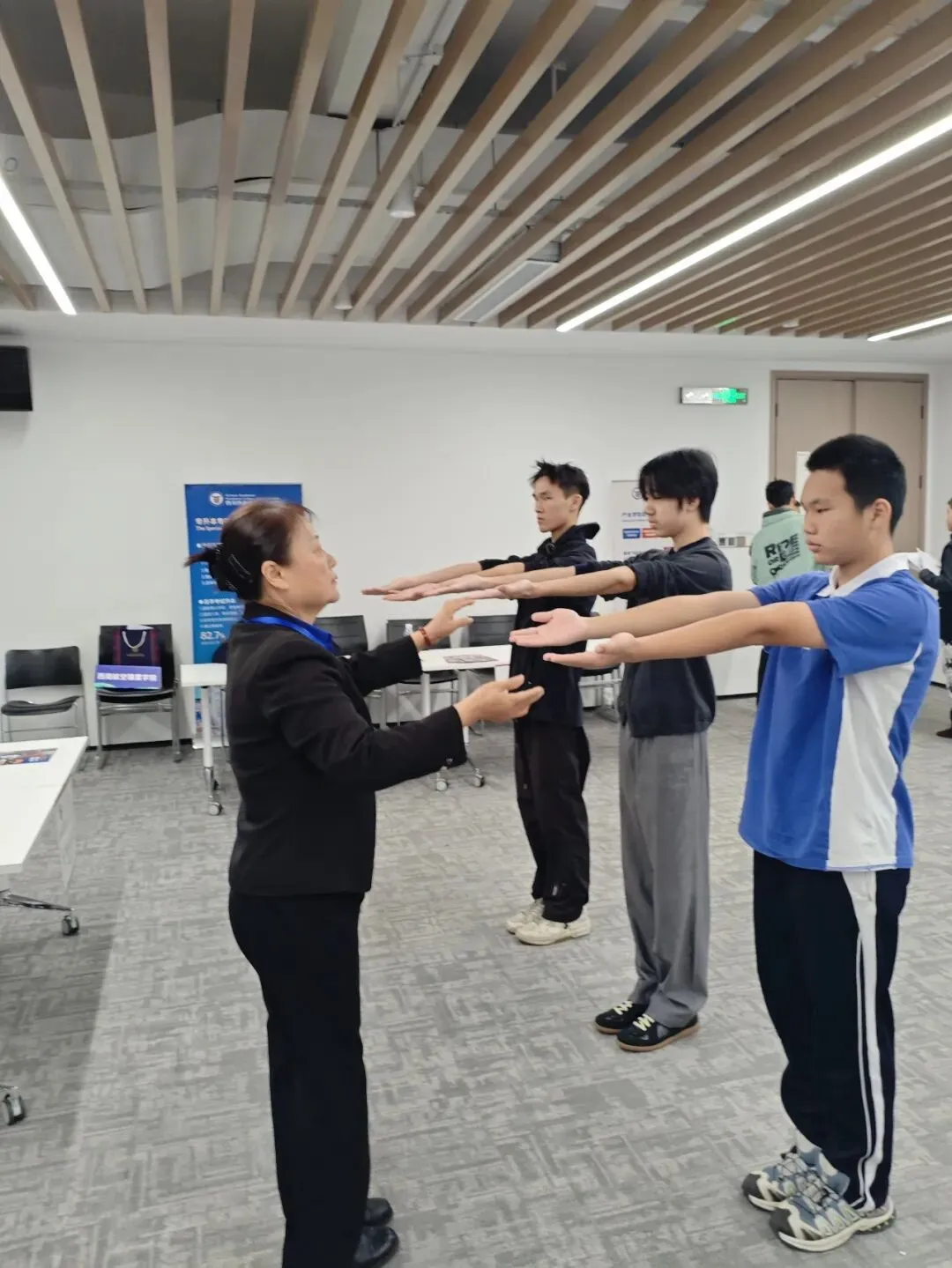 深圳中考独木桥难走?航空定向班,初三起点,升学+民航就业双保障-第3张图片-四季读书网 深圳中考独木桥难走?航空定向班,初三起点,升学+民航就业双保障-第3张图片-四季读书网