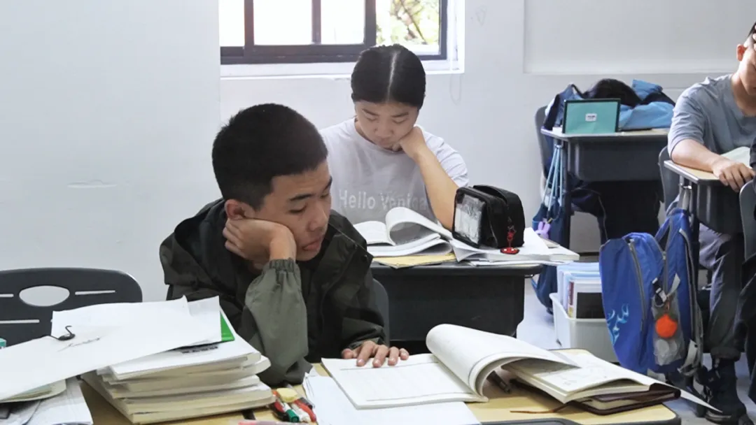 十月砺剑,初试锋芒 | 拓鑫 27 届中考部首次月考纪实!-第10张图片-四季读书网