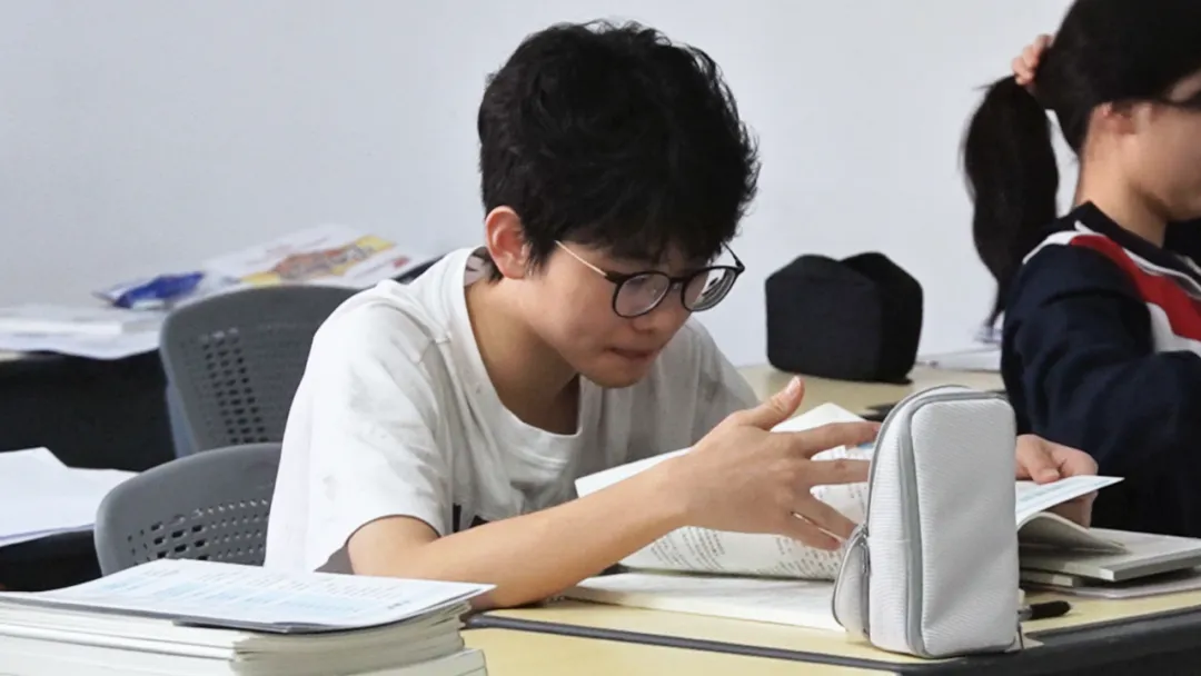 十月砺剑,初试锋芒 | 拓鑫 27 届中考部首次月考纪实!-第11张图片-四季读书网