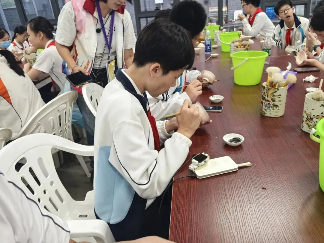 上海市第四中学初三年级开展秋季社会实践活动-第34张图片-四季读书网