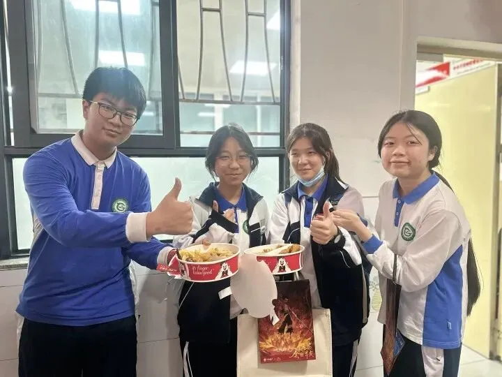 初三启新章|旧师相守,新友同行,并肩共赴征程-第9张图片-四季读书网