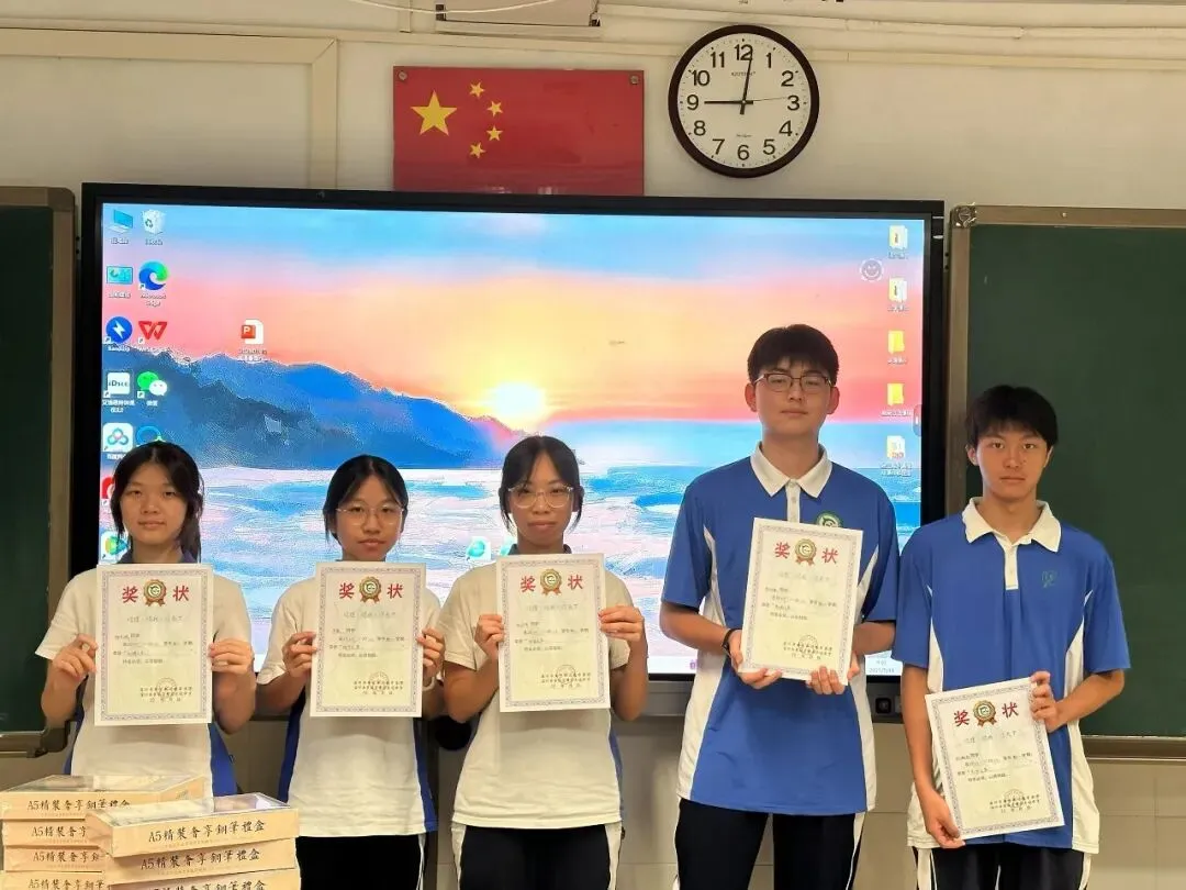 初三启新章|旧师相守,新友同行,并肩共赴征程-第12张图片-四季读书网