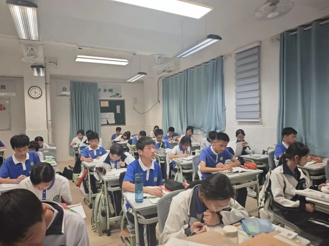 初三启新章|旧师相守,新友同行,并肩共赴征程-第17张图片-四季读书网