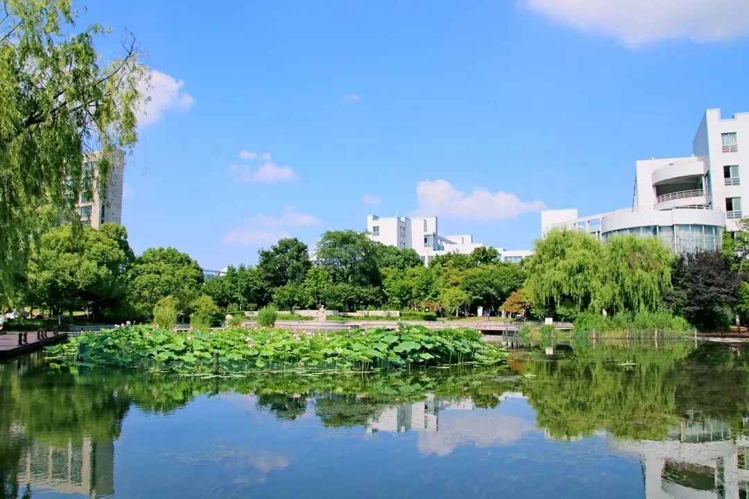 高考倒计时20天 | 逐浪钱江,扬帆起航!杭州师范大学钱江学院为学子加油!-第3张图片-四季读书网