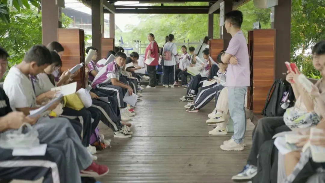 “试”不可挡 | 2025高考!勐腊少年加油-第14张图片-四季读书网