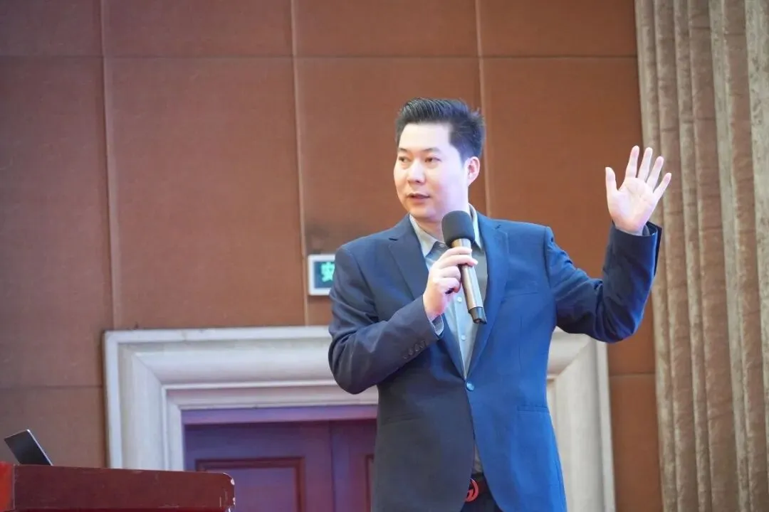 武汉华壹高考|2027届高三10月高考热点速看:三大招飞、港澳综评、报名...-第16张图片-四季读书网 武汉华壹高考|2027届高三10月高考热点速看:三大招飞、港澳综评、报名...-第16张图片-四季读书网