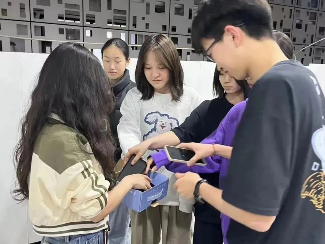 武汉华壹高考|2027届高三10月高考热点速看:三大招飞、港澳综评、报名...-第127张图片-四季读书网 武汉华壹高考|2027届高三10月高考热点速看:三大招飞、港澳综评、报名...-第127张图片-四季读书网