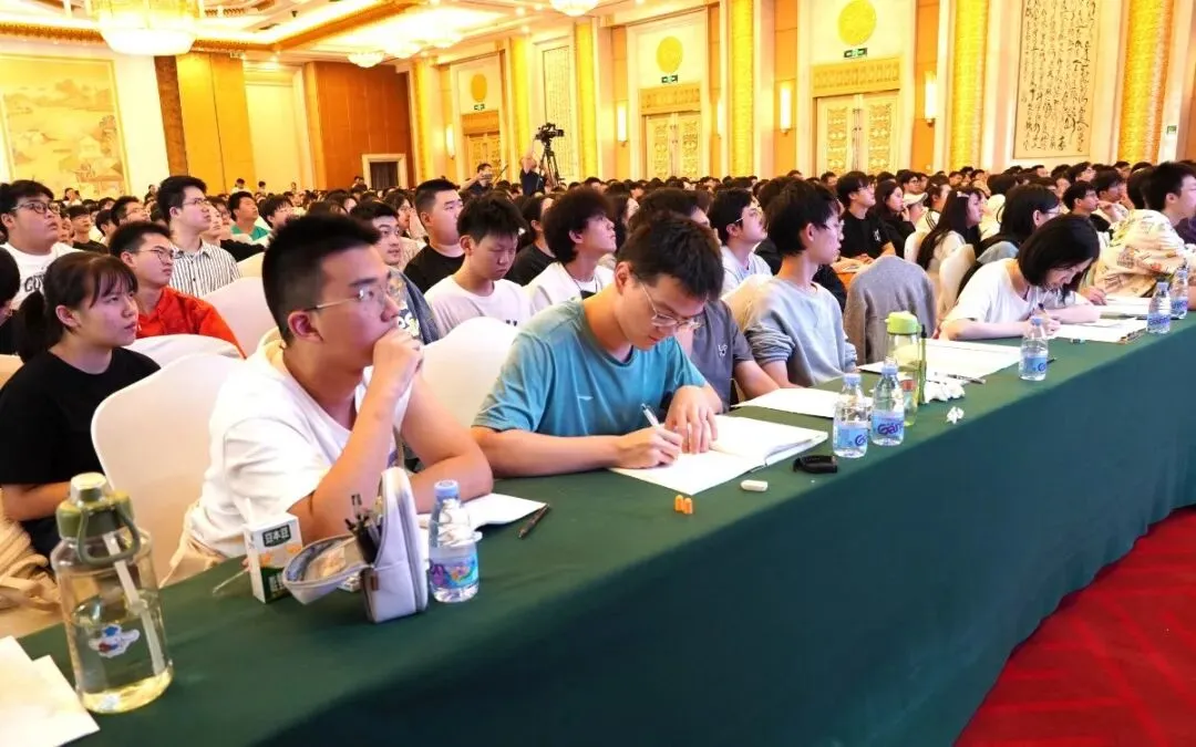 武汉华壹高考|2027届高三10月高考热点速看:三大招飞、港澳综评、报名...-第248张图片-四季读书网 武汉华壹高考|2027届高三10月高考热点速看:三大招飞、港澳综评、报名...-第248张图片-四季读书网