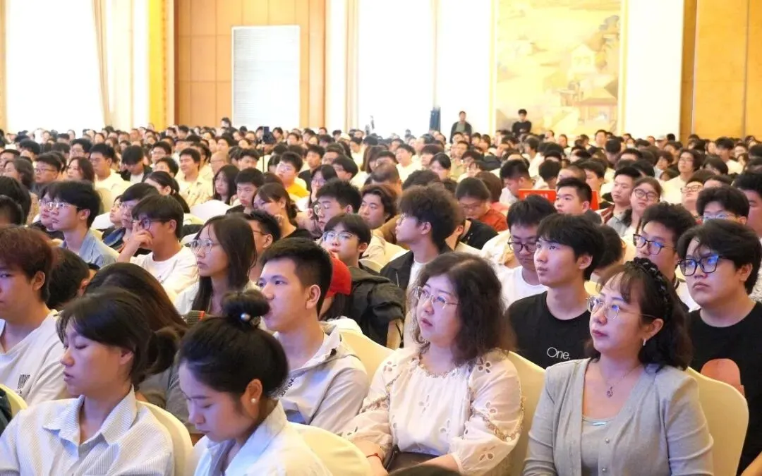 武汉华壹高考|2027届高三10月高考热点速看:三大招飞、港澳综评、报名...-第250张图片-四季读书网 武汉华壹高考|2027届高三10月高考热点速看:三大招飞、港澳综评、报名...-第250张图片-四季读书网