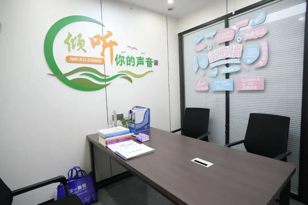 武汉华壹高考|2027届高三10月高考热点速看:三大招飞、港澳综评、报名...-第263张图片-四季读书网 武汉华壹高考|2027届高三10月高考热点速看:三大招飞、港澳综评、报名...-第263张图片-四季读书网