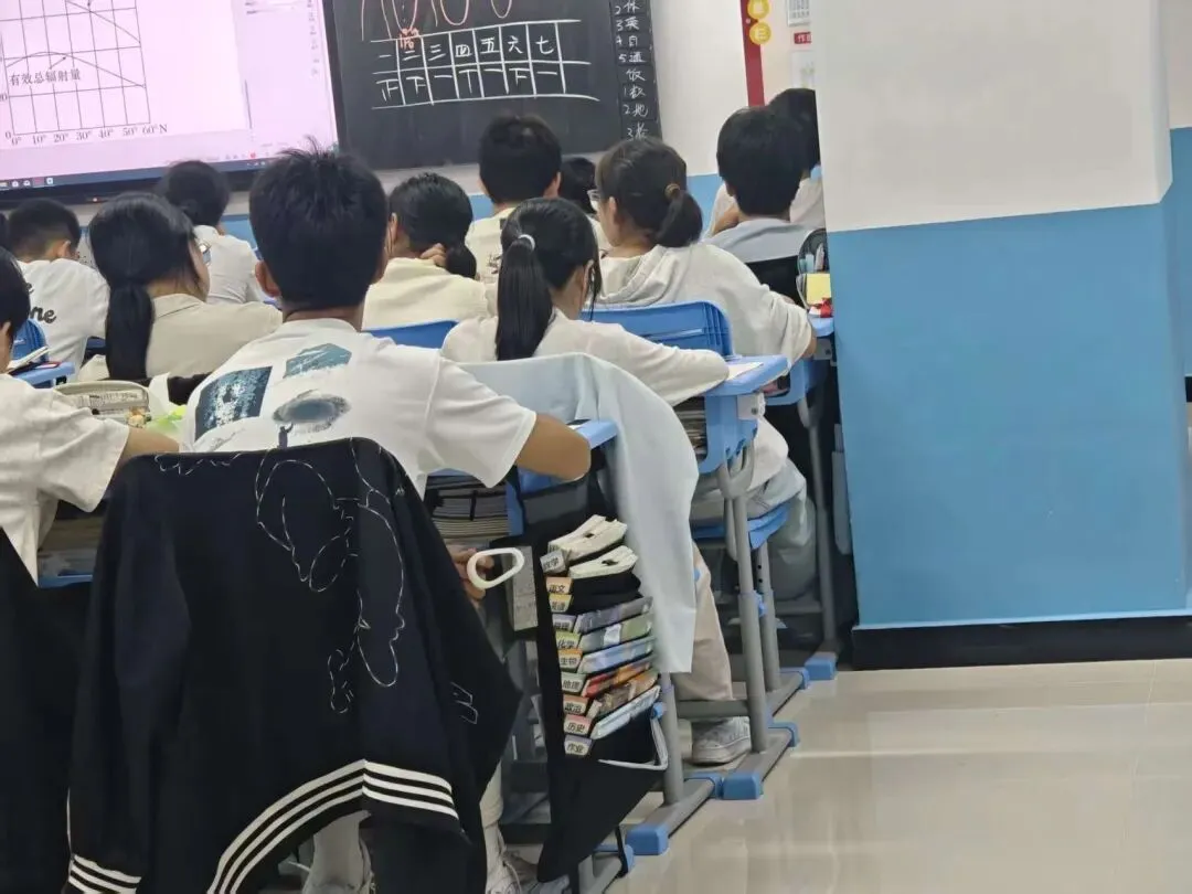 很多三河、北三县初三家长问,民办高中日常是什么样?-第1张图片-四季读书网