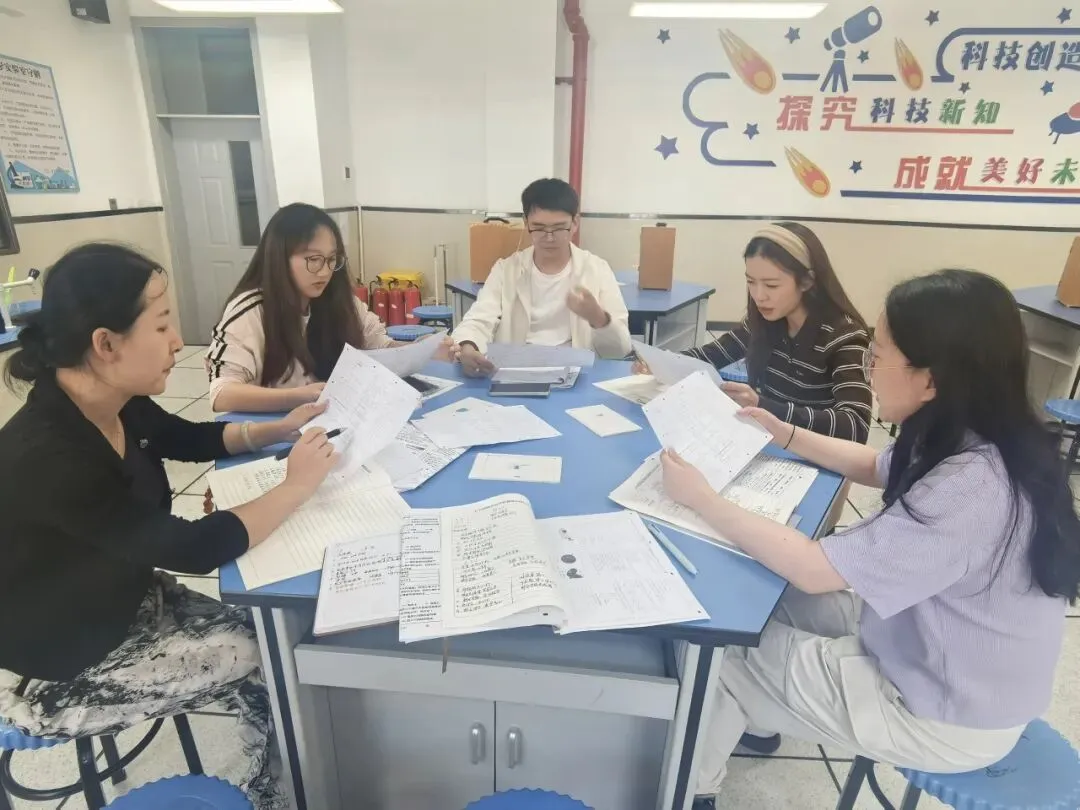 真题研读明方向 以评促教提质量——云大附属会展学校小学部“研读”专题研讨活动-第42张图片-四季读书网