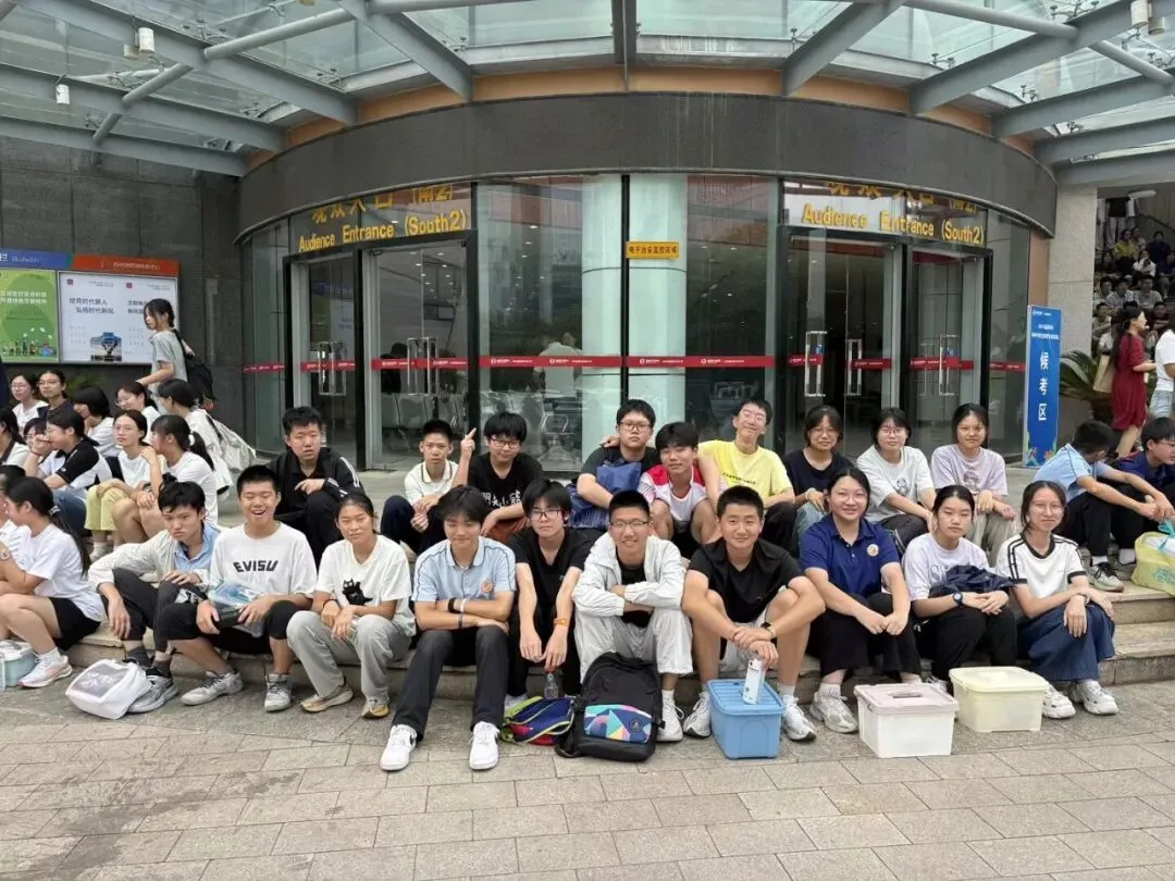 乘风破浪,泳往直前|我校学子中考游泳考试首战告捷!-第29张图片-四季读书网