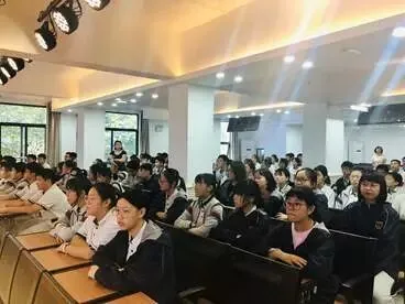 奋斗青春,拼搏初三-第7张图片-四季读书网