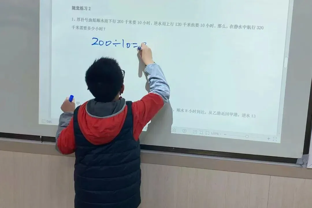 从三年级到初三,为什么他一直选择厚朴学堂?|七七老师专访-第7张图片-四季读书网
