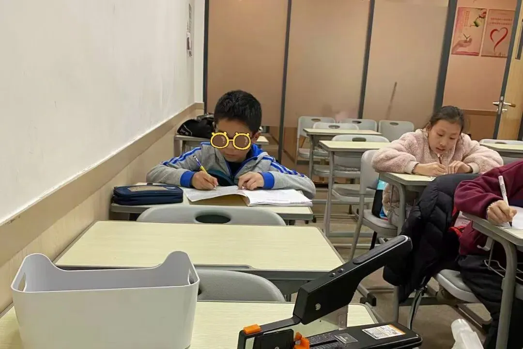 从三年级到初三,为什么他一直选择厚朴学堂?|七七老师专访-第15张图片-四季读书网
