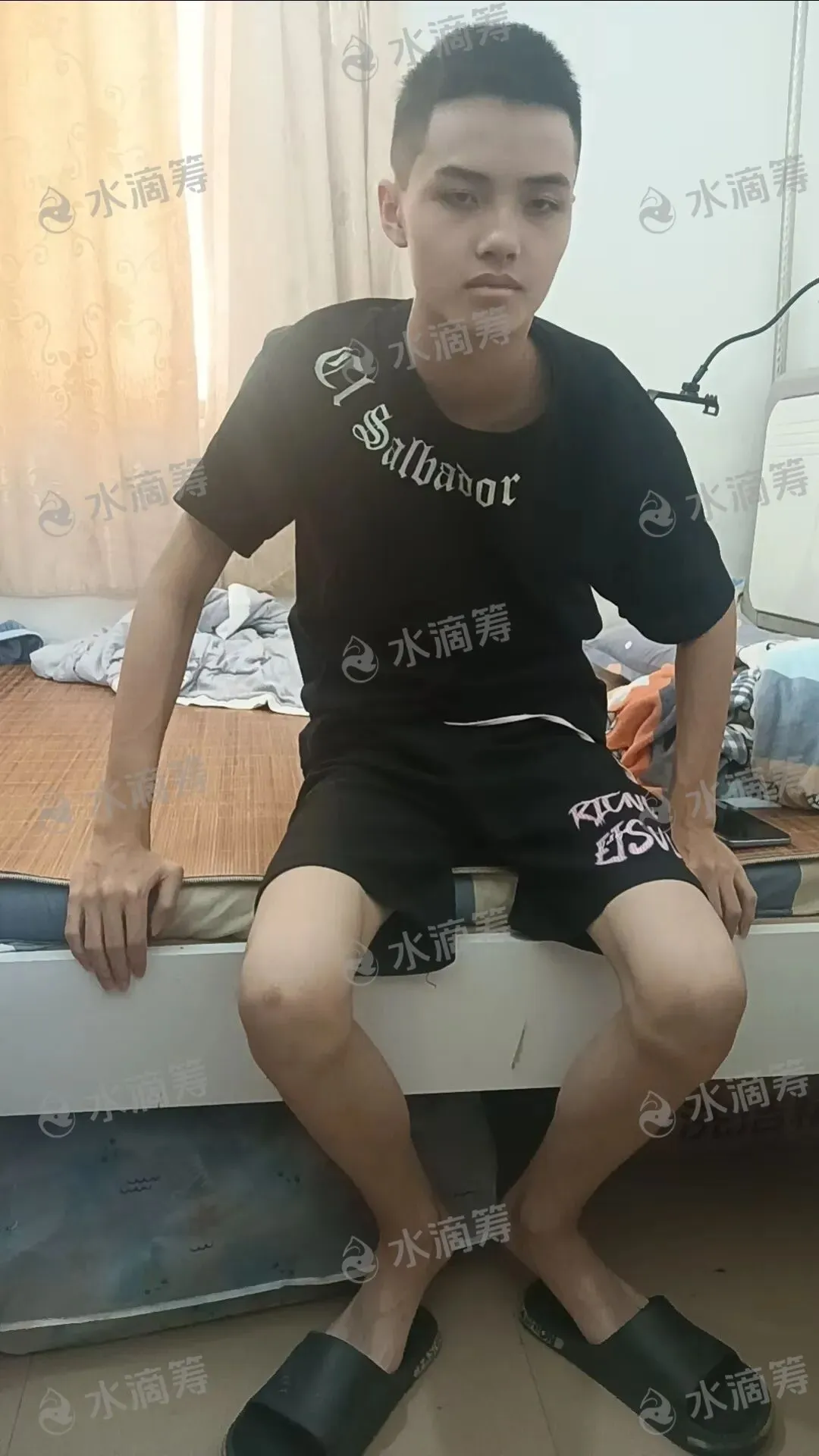 广东德庆15岁初三学生【陈嘉俊】确诊恶性淋巴瘤急需治疗,多难家庭跪求救命!-第2张图片-四季读书网 广东德庆15岁初三学生【陈嘉俊】确诊恶性淋巴瘤急需治疗,多难家庭跪求救命!-第2张图片-四季读书网
