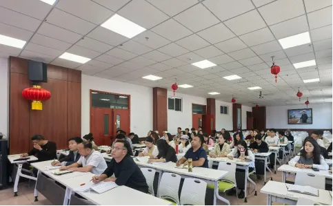 精准分析明方向 凝心聚力备高考—河州中学高三年级九月联考成绩分析会圆满召开-第1张图片-四季读书网 精准分析明方向 凝心聚力备高考—河州中学高三年级九月联考成绩分析会圆满召开-第1张图片-四季读书网