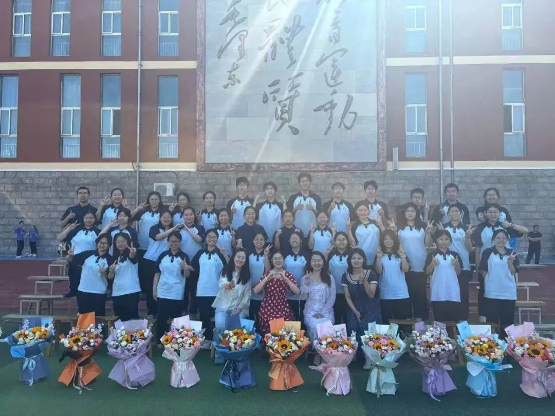 孔鑫杰:高考我数学第一次及格,也考出了三年来最好的成绩!-第7张图片-四季读书网