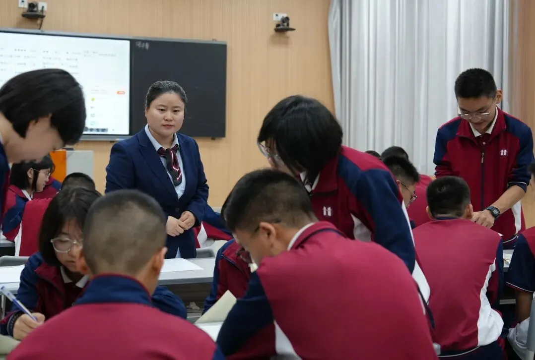 学以蓄势,思以砺行|西咸黄冈学校初三年级睿思课堂展示-第14张图片-四季读书网